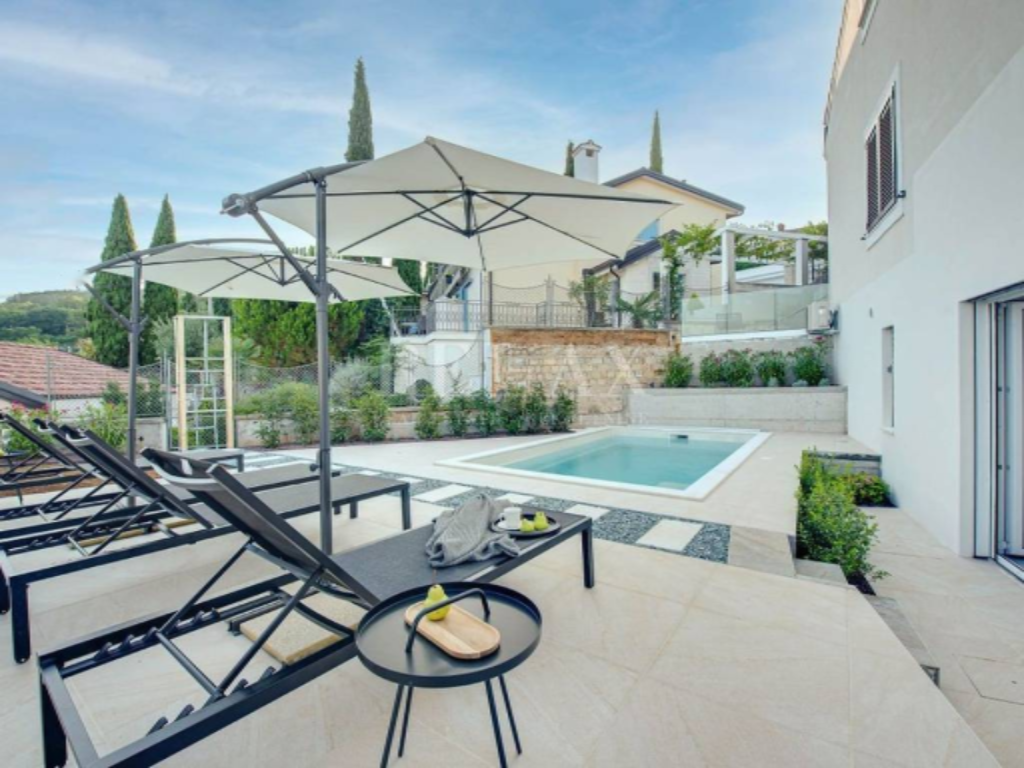 Квартира в Опатии, Хорватия, 72 м² - фото 1