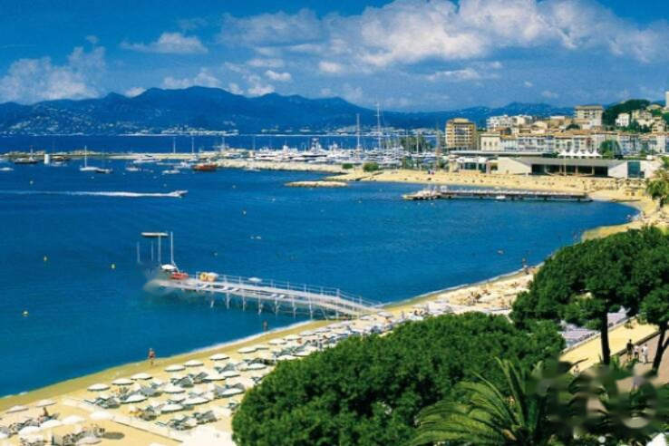 Квартира в Каннах, Франция, 27 м² - фото 1