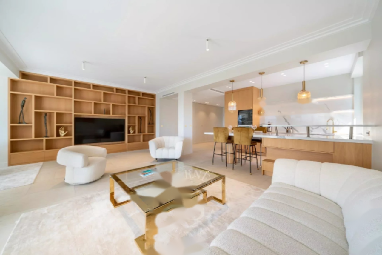 Квартира в Каннах, Франция, 98 м² - фото 1