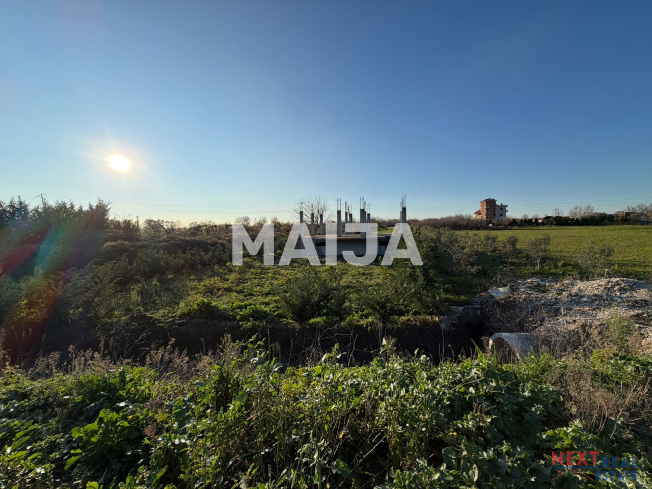 Земля во Влёре, Албания - фото 2