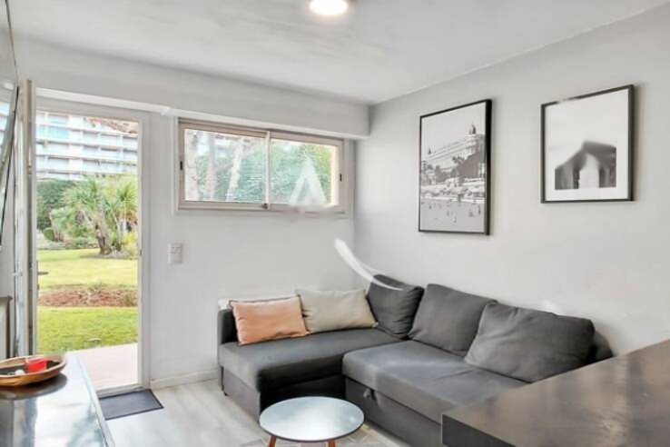 Квартира в Каннах, Франция, 16 м² - фото 1