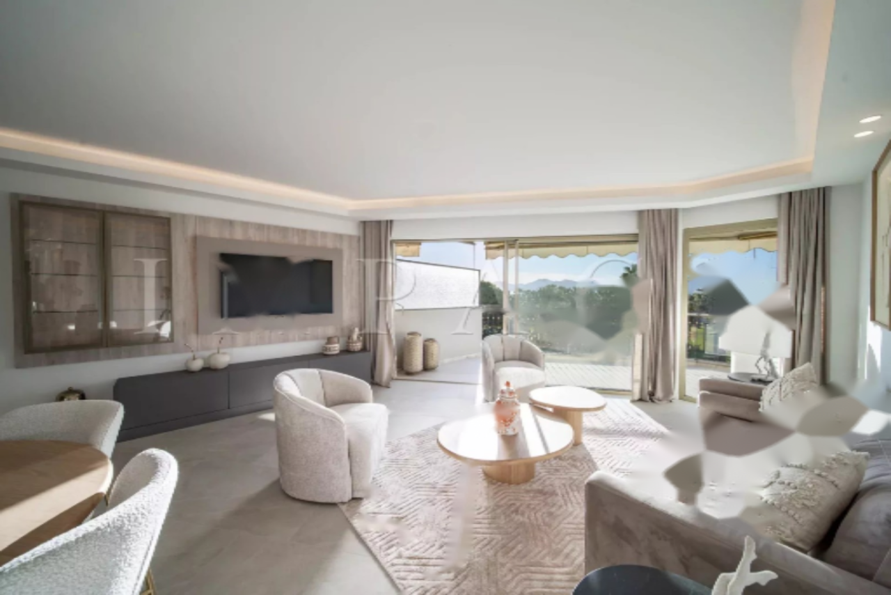 Квартира в Каннах, Франция, 95 м² - фото 2