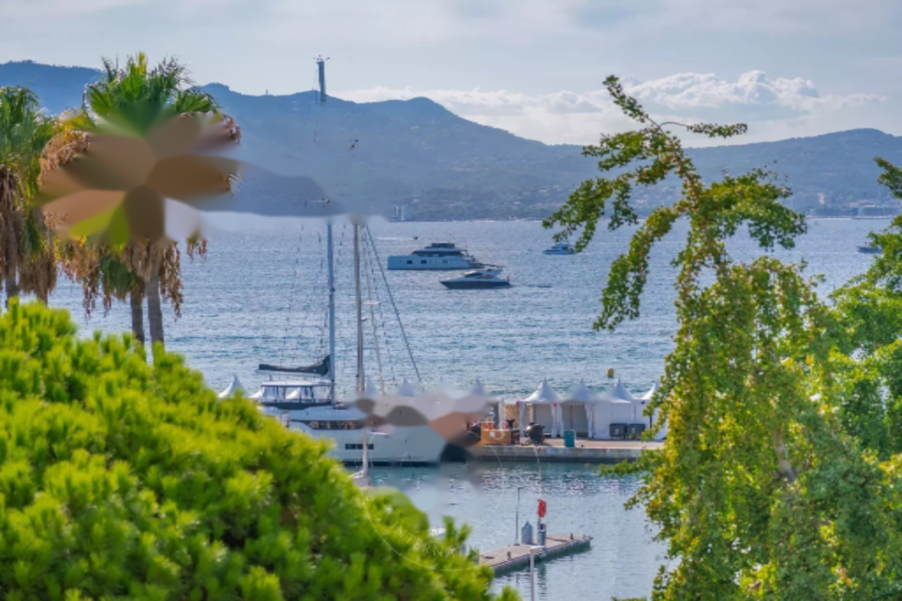 Квартира в Каннах, Франция, 98 м² - фото 2