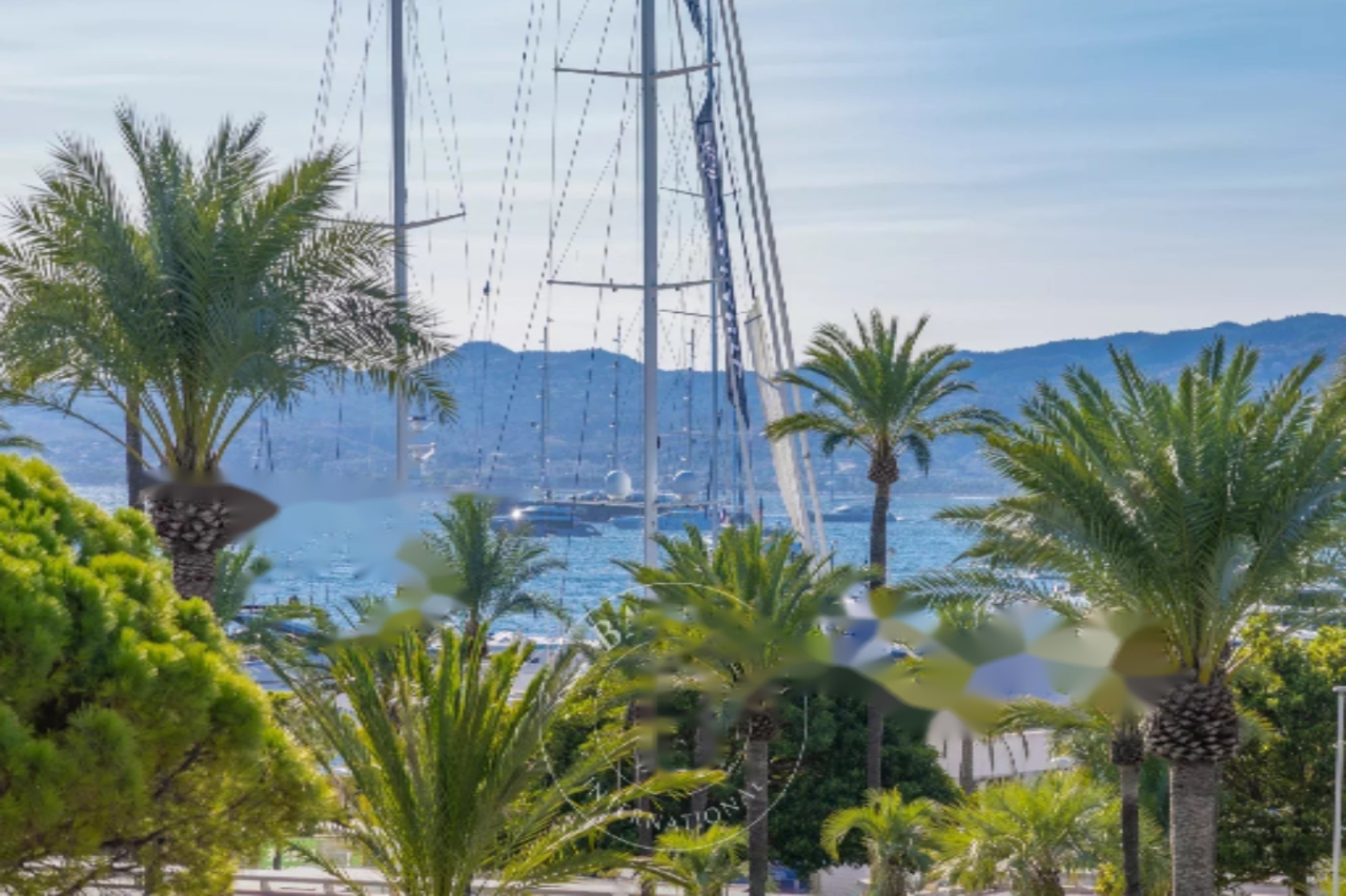 Квартира в Каннах, Франция, 93 м² - фото 2