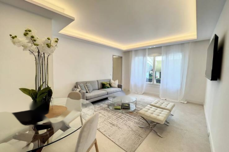 Квартира в Каннах, Франция, 65 м² - фото 2