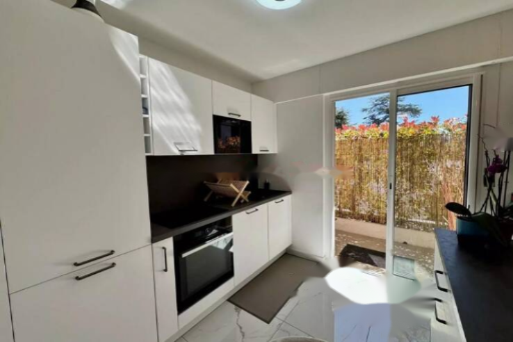 Квартира в Каннах, Франция, 49 м² - фото 2