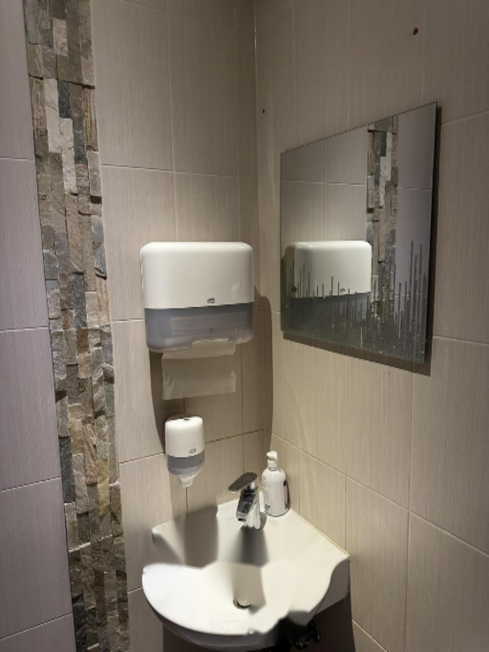 Офис в Любляне, Словения, 61 м² - фото 5