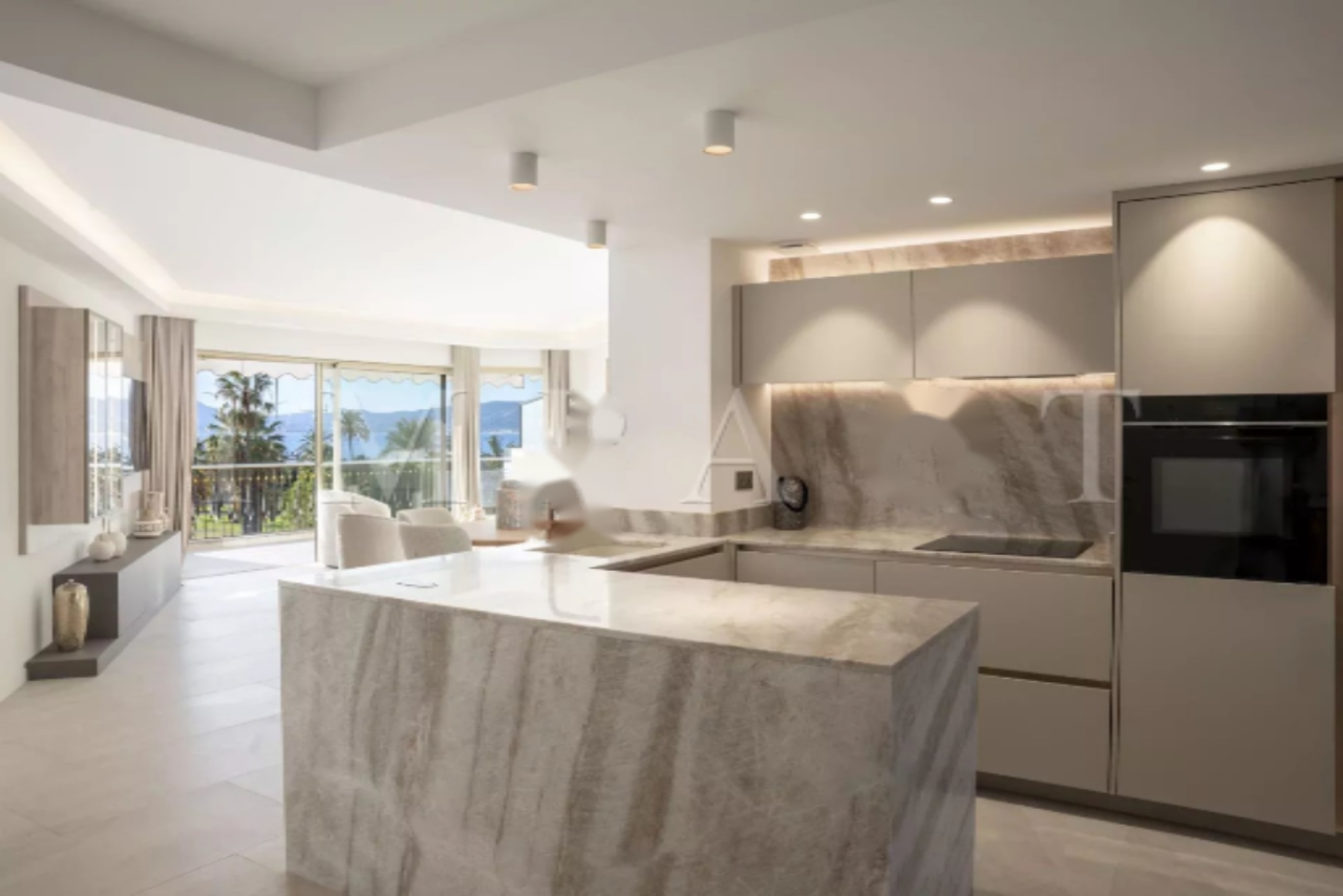 Квартира в Каннах, Франция, 95 м² - фото 7