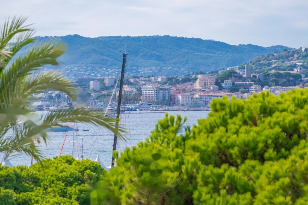 Квартира в Каннах, Франция, 98 м² - фото 8