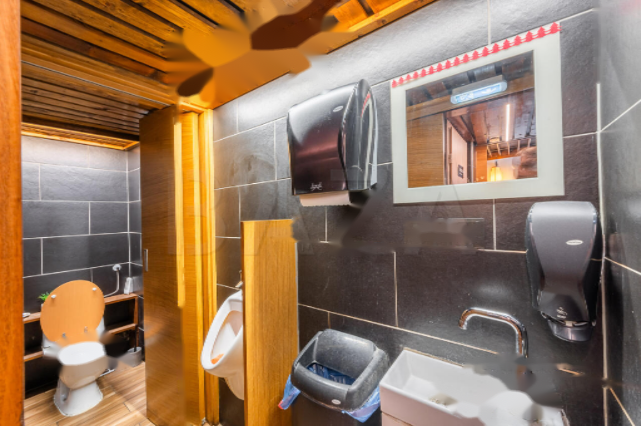 Офис в Любляне, Словения, 111 м² - фото 8