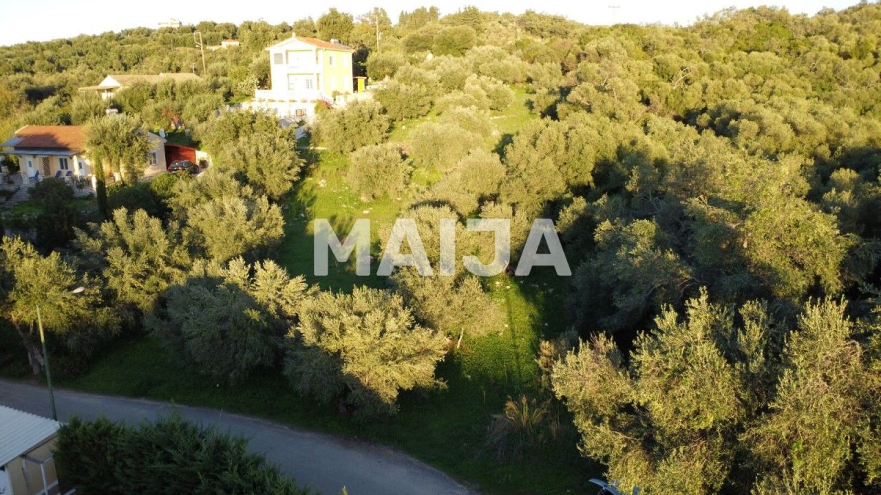Земля на Корфу, Греция, 2 469 м² - фото 8