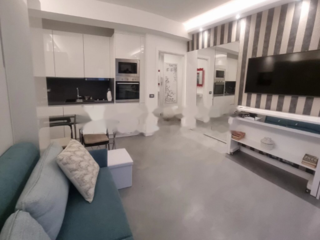 Квартира в Ле-Ревуаре, Монако, 32 м² - фото 1