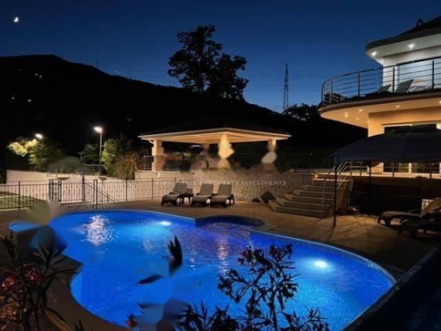 Дом в Опатии, Хорватия, 697 м² - фото 1