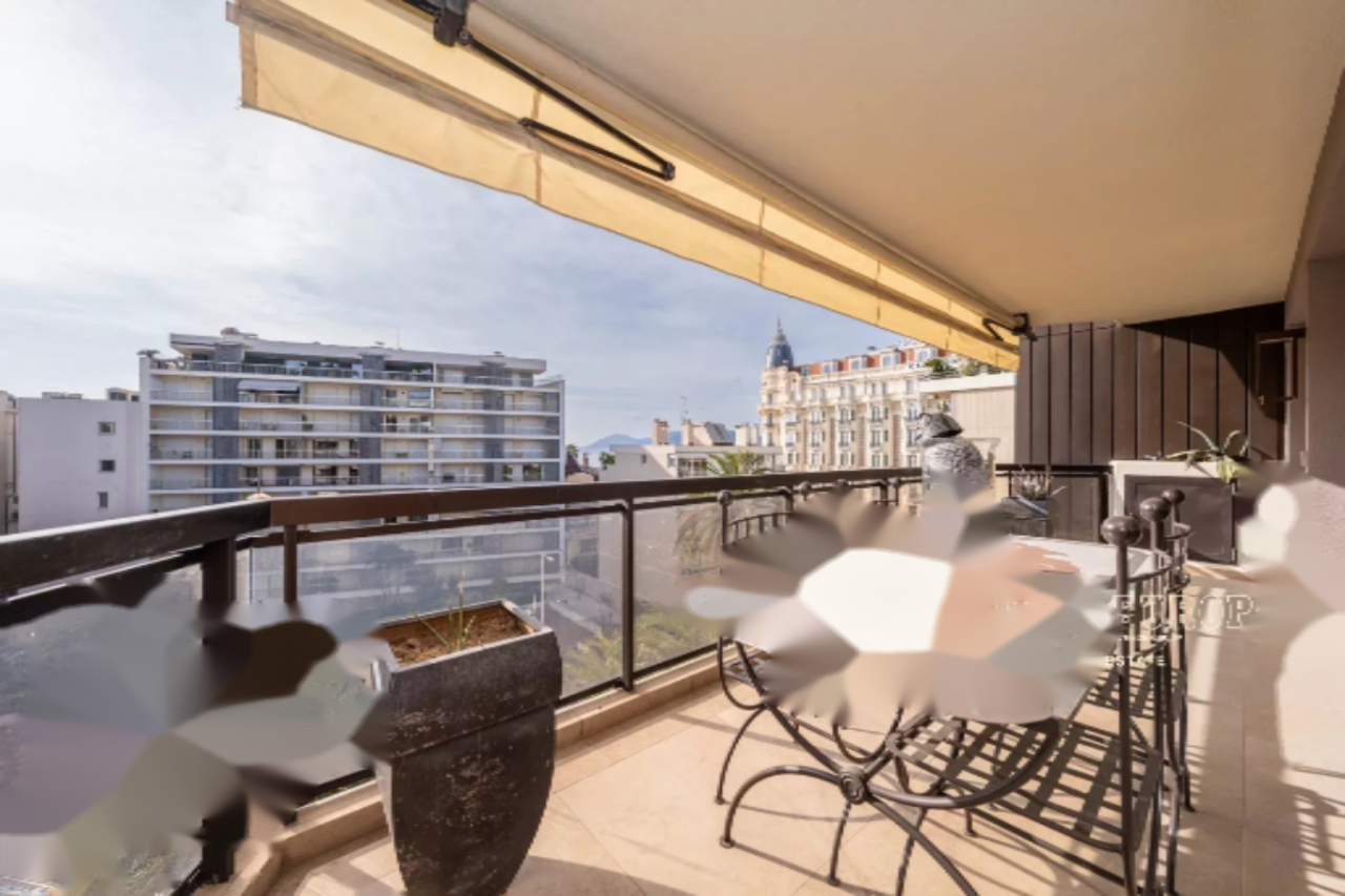 Квартира в Каннах, Франция, 57 м² - фото 1