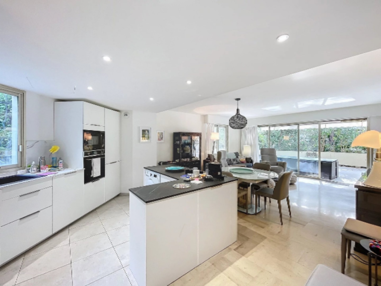 Квартира в Каннах, Франция, 90 м² - фото 1