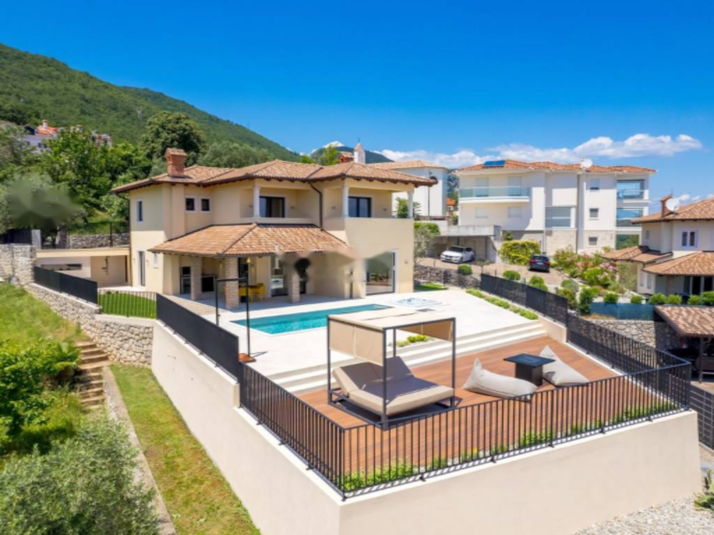 Дом в Опатии, Хорватия, 200 м² - фото 2