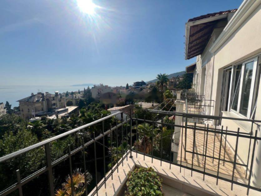 Квартира в Опатии, Хорватия, 200 м² - фото 3