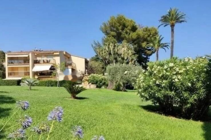 Квартира в Каннах, Франция, 28 м² - фото 5