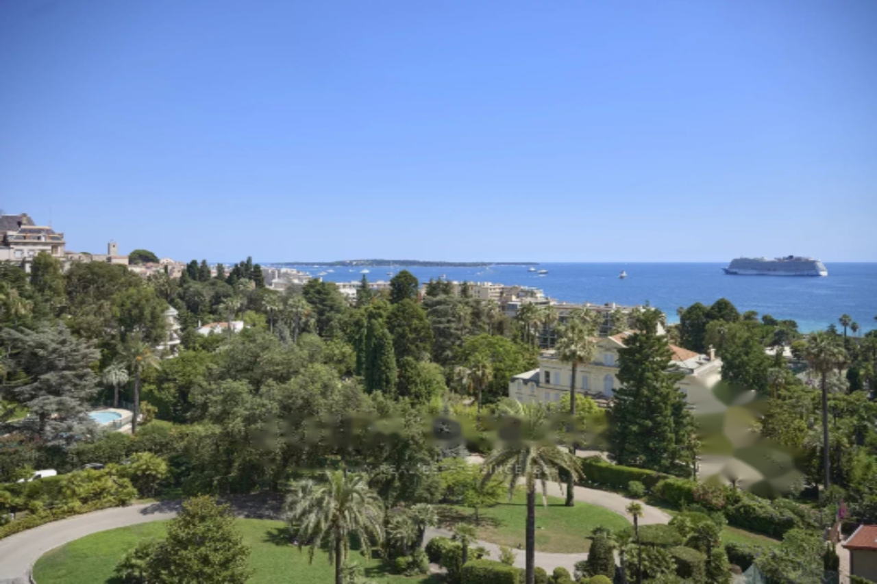 Квартира в Каннах, Франция, 197 м² - фото 1