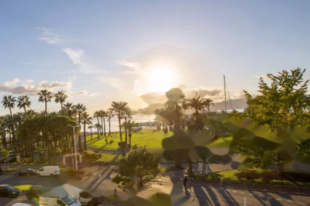 Квартира в Каннах, Франция, 106 м² - фото 1