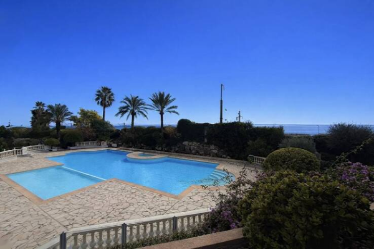 Квартира в Каннах, Франция, 26 м² - фото 1