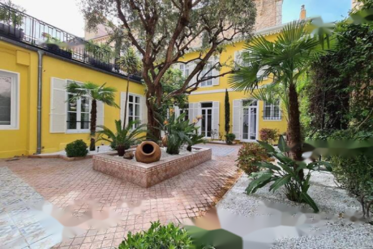 Квартира в Каннах, Франция, 131 м² - фото 1