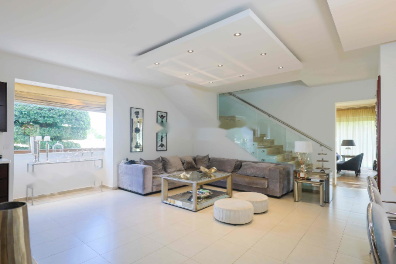 Квартира в Ларнаке, Кипр, 450 м² - фото 2