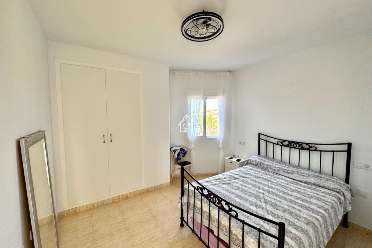 Апартаменты в Сан-Мигель де Салинас, Испания, 50 м² - фото 5