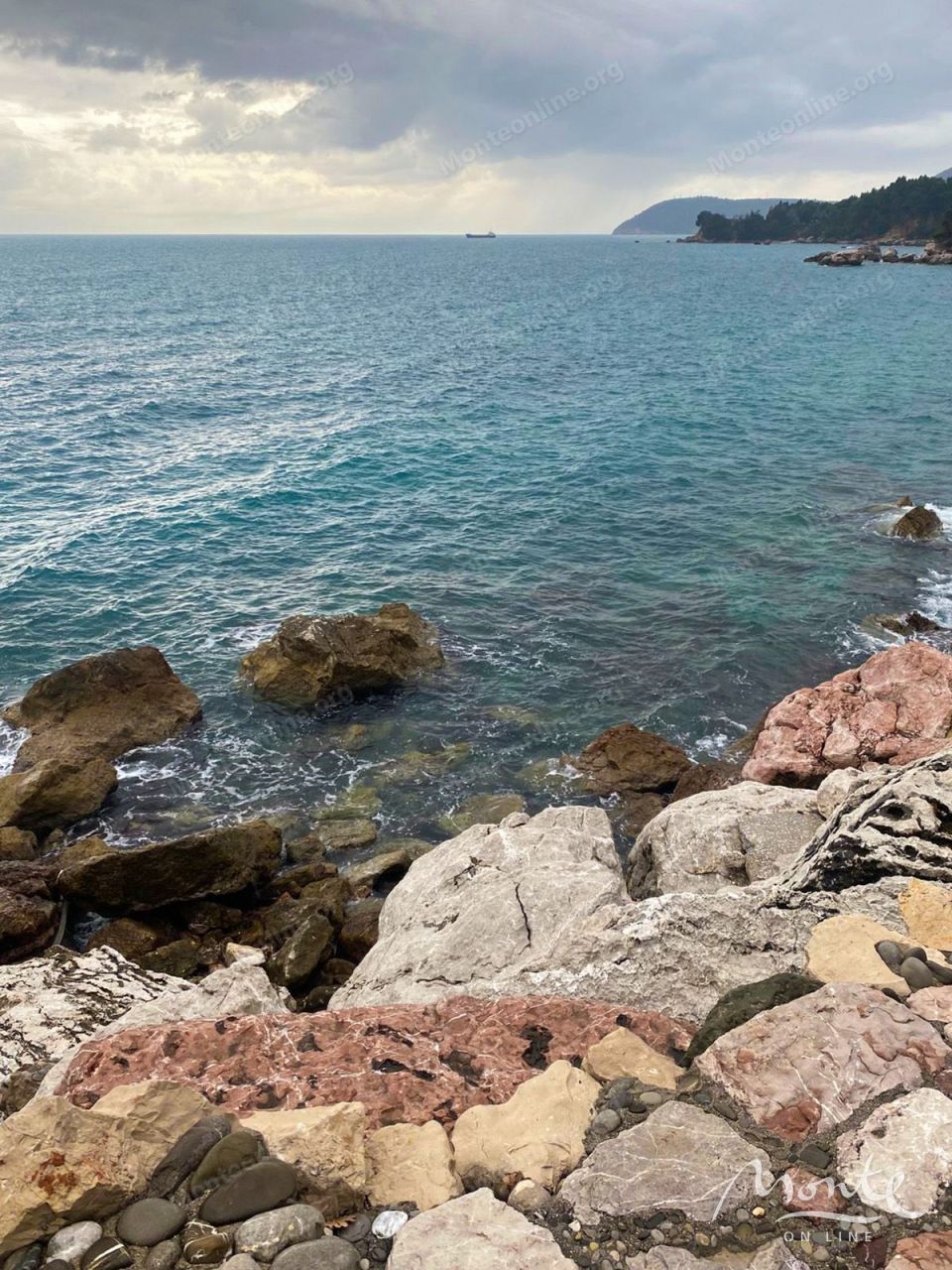 Земля в Баре, Черногория, 2 600 м² - фото 9