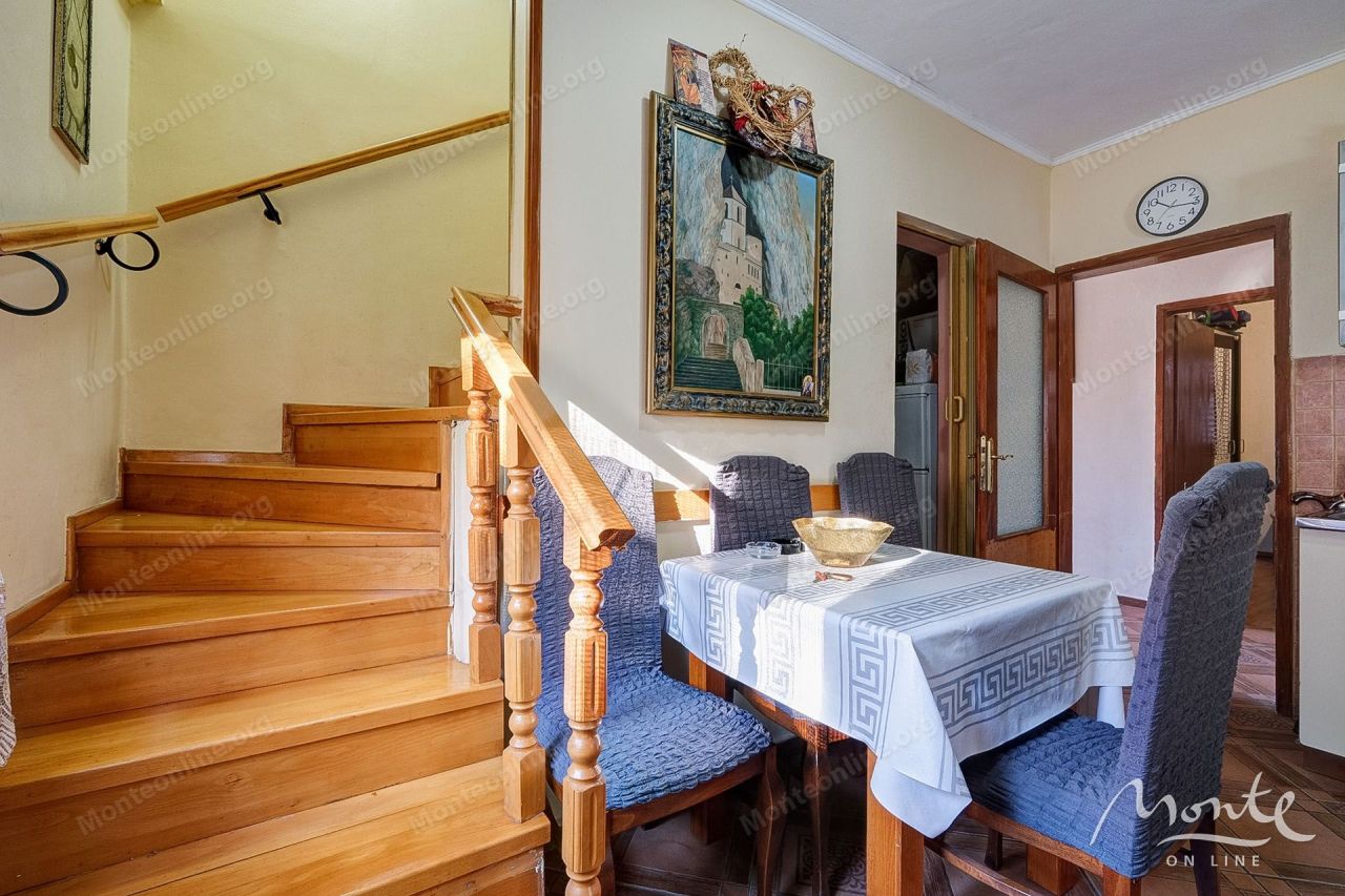 Вилла в Доброте, Черногория, 219 м² - фото 14