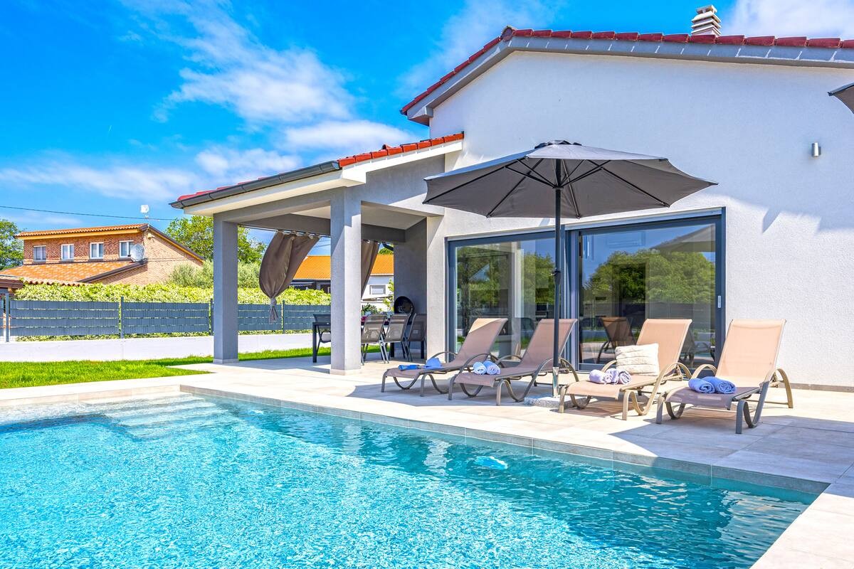 Дом в Медулине, Хорватия, 156 м² - фото 1