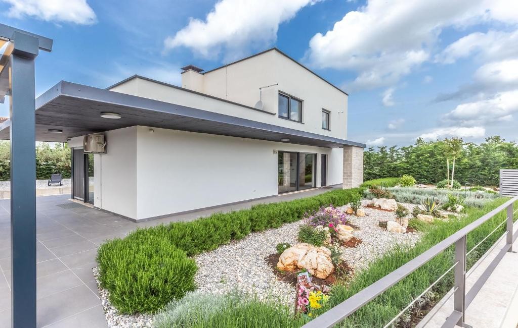 Дом в Порече, Хорватия, 250 м² - фото 1