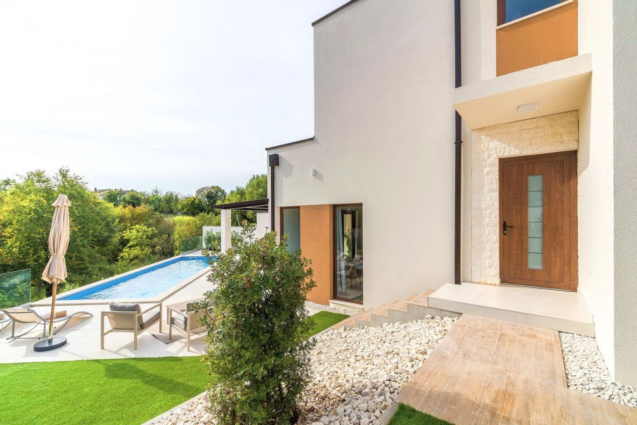 Дом в Светвинченате, Хорватия, 144 м² - фото 1