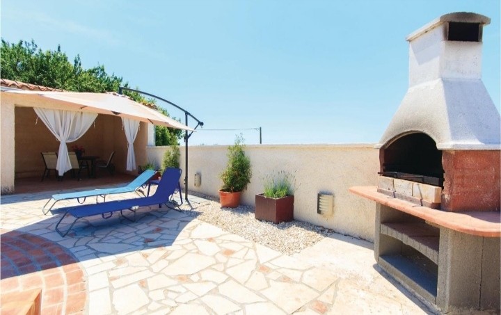 Дом в Пуле, Хорватия, 138 м² - фото 1