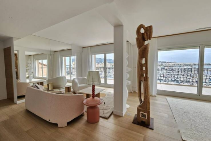 Квартира в Каннах, Франция, 121 м² - фото 2