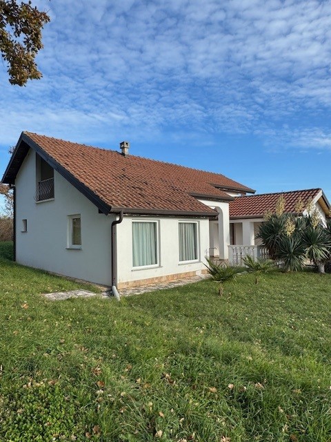 Дом в Буйе, Хорватия, 107 м² - фото 1