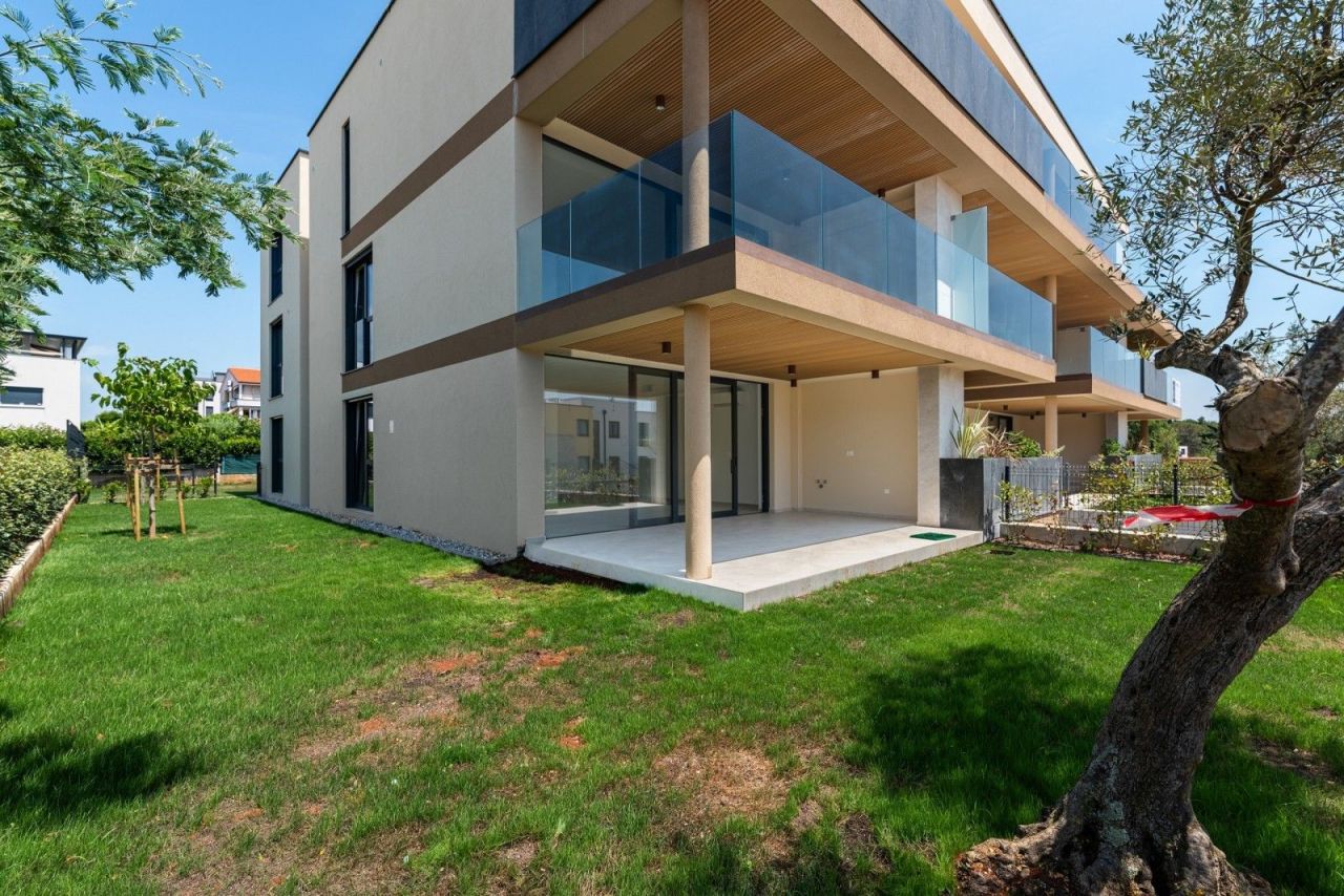 Квартира в Новиграде, Хорватия, 138.96 м² - фото 1