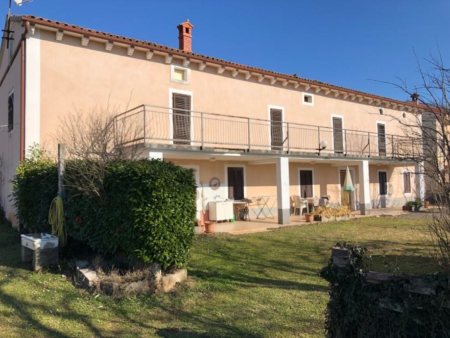 Дом в Светвинченате, Хорватия, 400 м² - фото 1