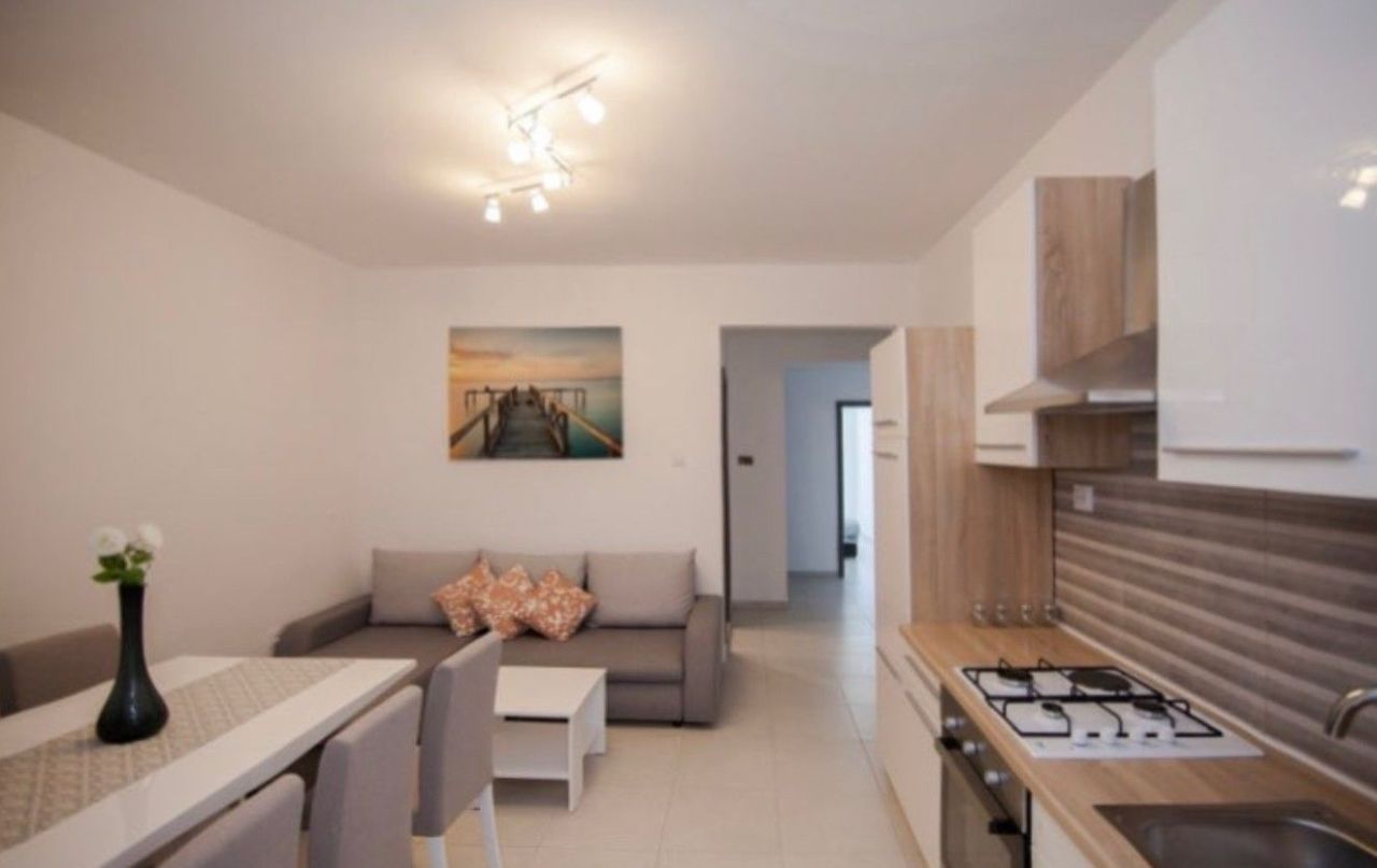 Квартира в Пуле, Хорватия, 62 м² - фото 1