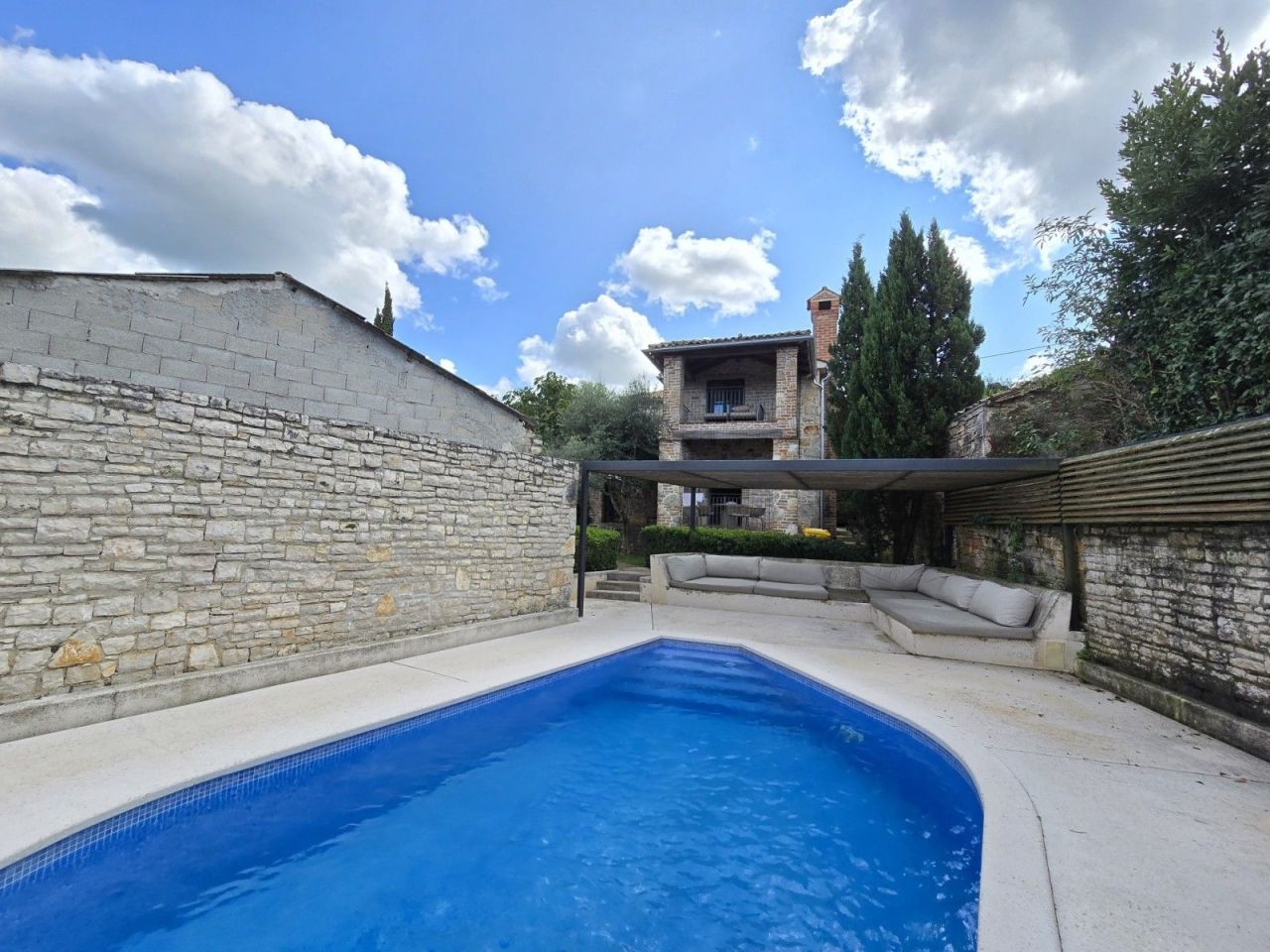 Дом в Тиняне, Хорватия, 120 м² - фото 2