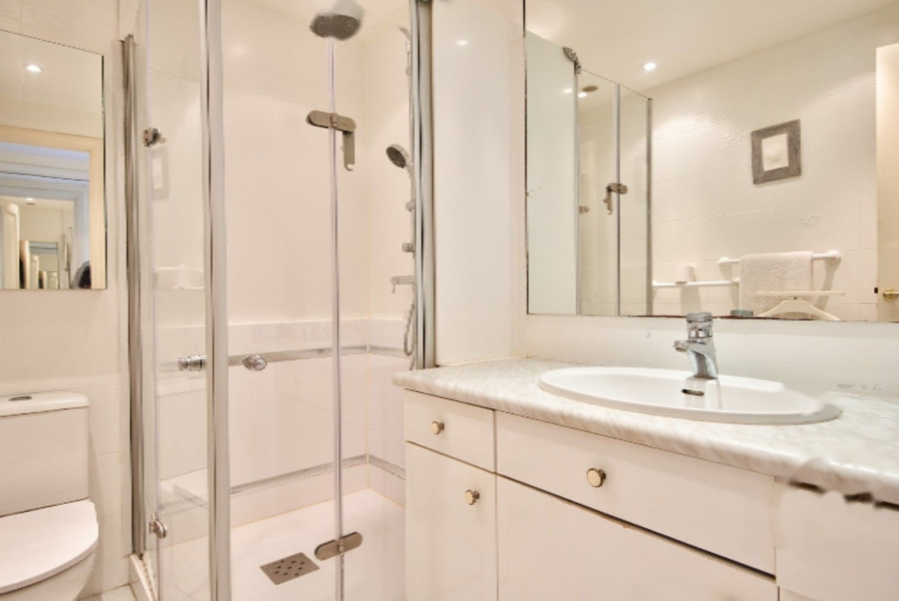 Квартира в Каннах, Франция, 103 м² - фото 14