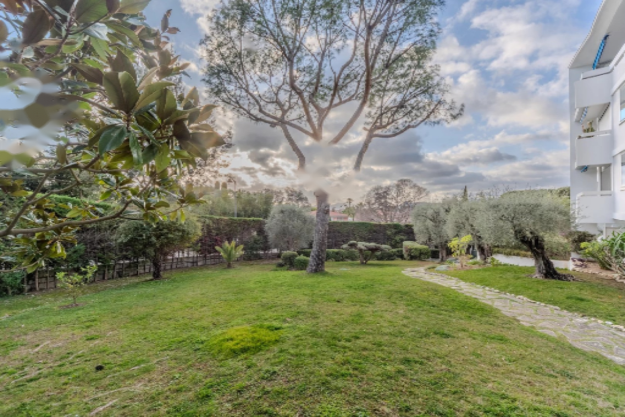 Квартира в Каннах, Франция, 105 м² - фото 16