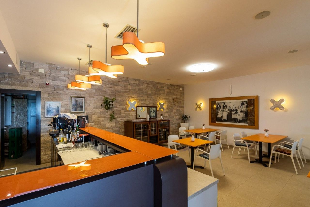 Офис в Пуле, Хорватия, 866 м² - фото 3