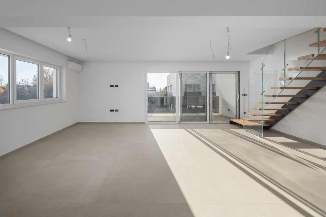 Квартира в Ровини, Хорватия, 209 м² - фото 3