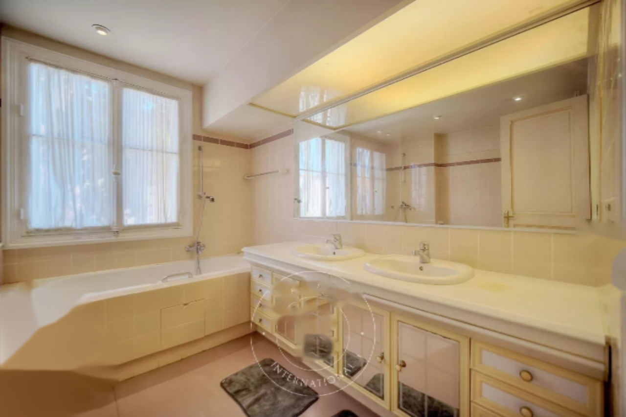 Квартира в Каннах, Франция, 270 м² - фото 17