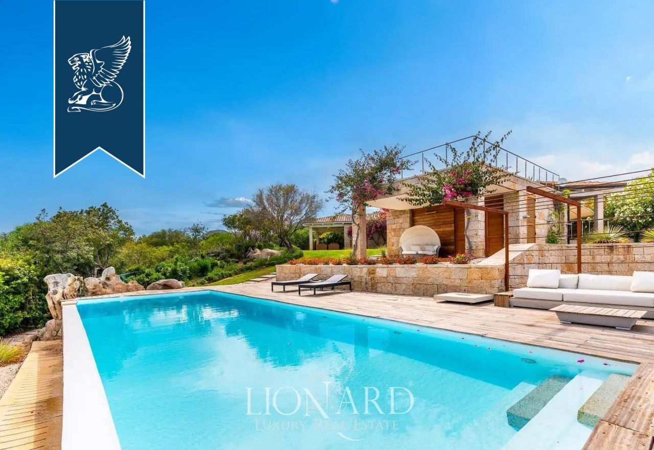 Вилла в Сан-Теодоро, Италия, 350 м² - фото 2