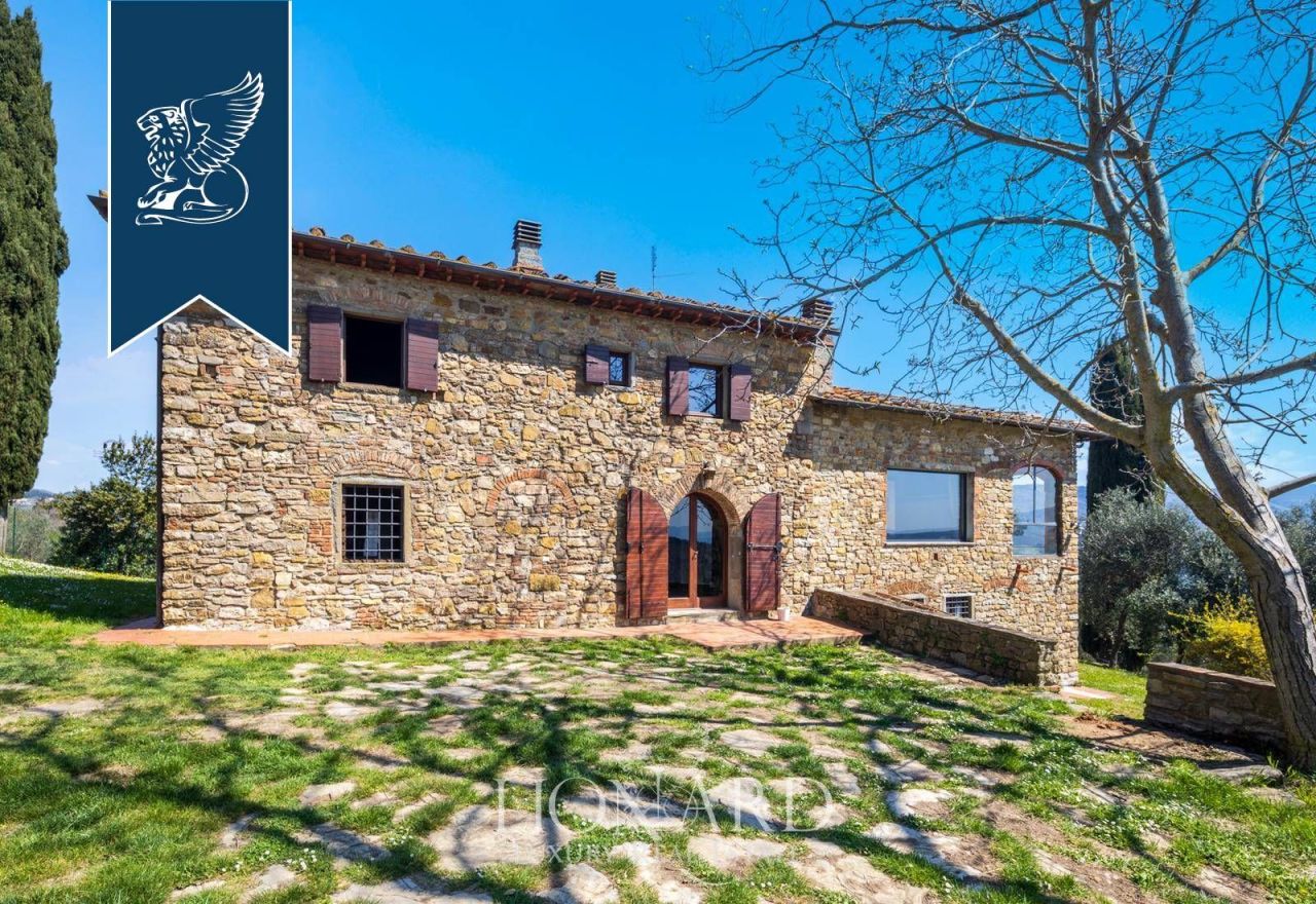 Ферма в Понтассьеве, Италия, 600 м² - фото 2