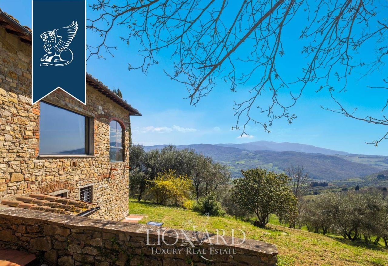 Ферма в Понтассьеве, Италия, 600 м² - фото 3