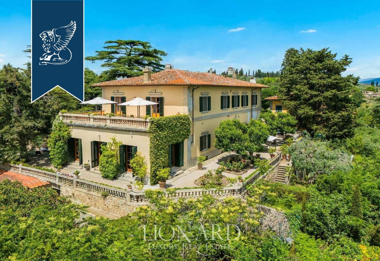 Вилла во Флоренции, Италия, 850 м² - фото 4