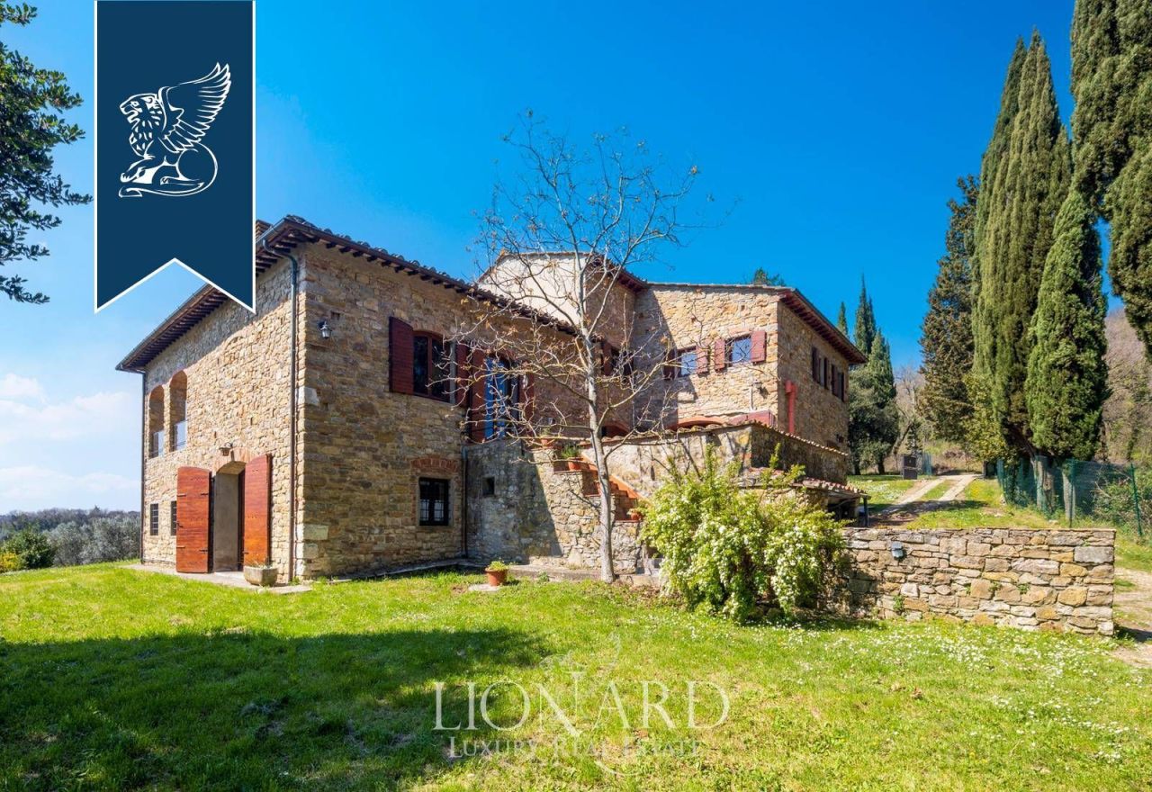 Ферма в Понтассьеве, Италия, 600 м² - фото 5